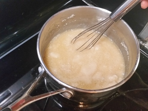 bring gravy to a boil